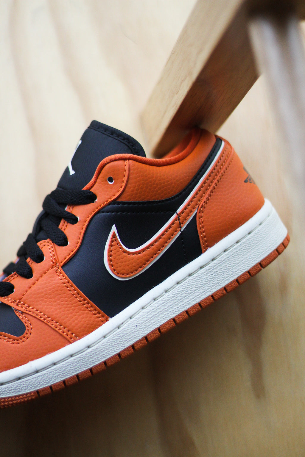 Jordan 1 low outlet sbb