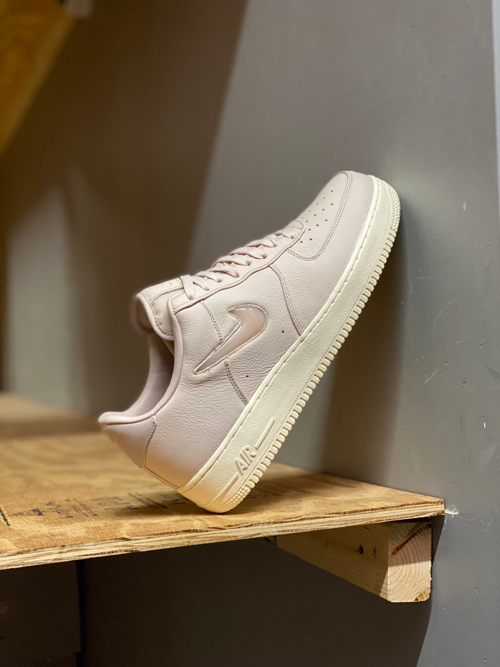 Silt red hotsell air force 1