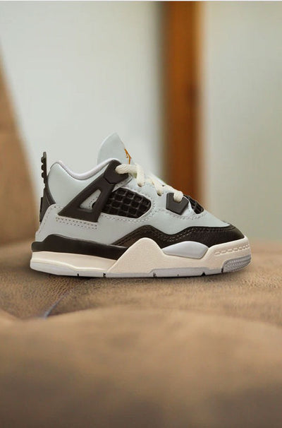 Jordan retro 4 premium on sale