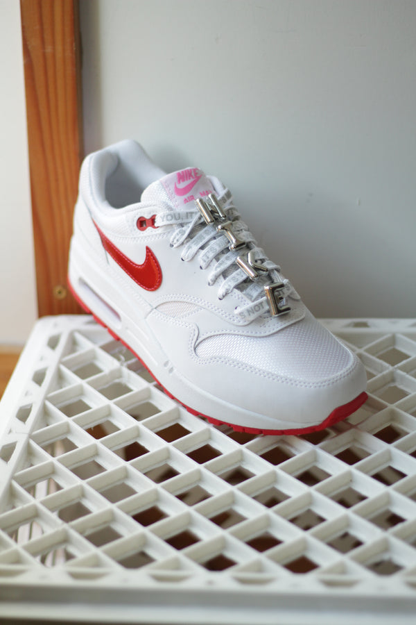 NIKE AIR MAX 1 PRM "WHITE/UNIVERSITY RED-PLAYFUL PINK"