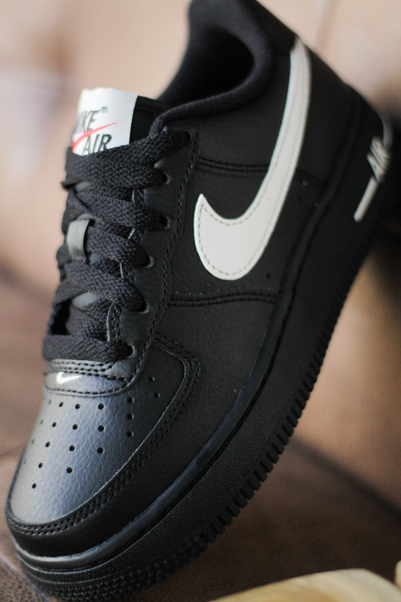 AIR FORCE 1 (GS) "BLACK/PHANTOM-UNIVERSITY RED"