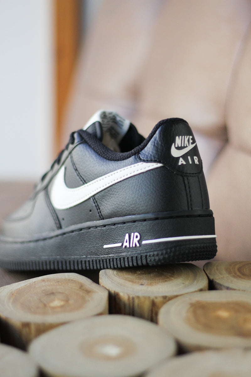 AIR FORCE 1 (GS) "BLACK/PHANTOM-UNIVERSITY RED"