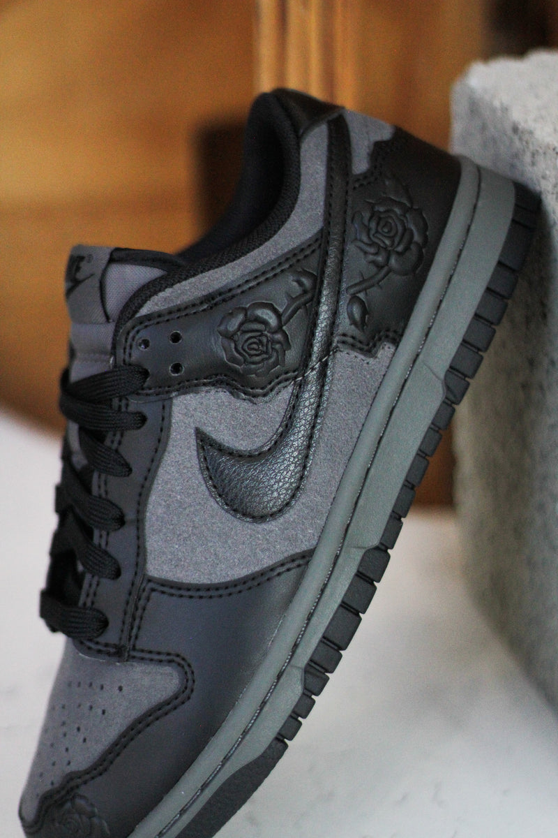 W DUNK LOW "IRON GREY/BLACK-IRON GREY"