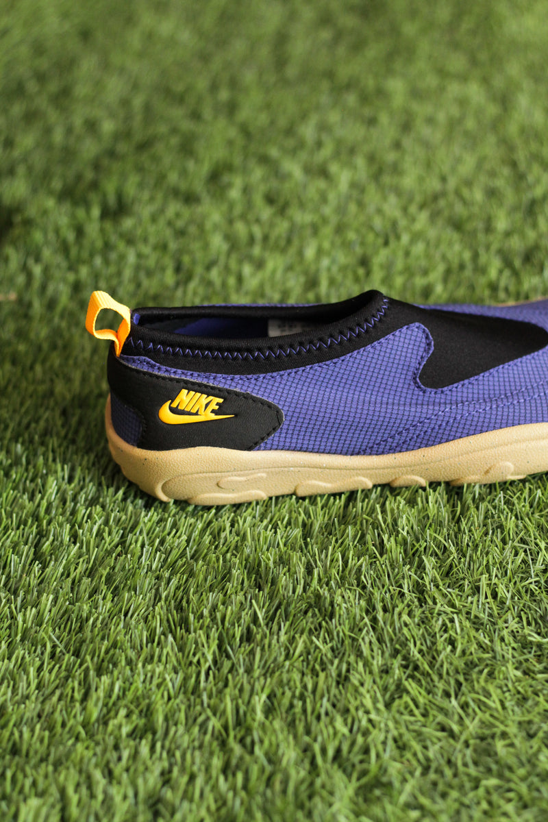 NIKE AQUA TURF "DEEP NIGHT/LASER ORANGE-SESAME-BLACK"