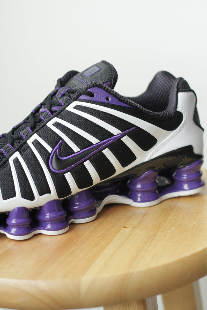 NIKE SHOX TL "BLACK/COURT PURPLE-WHITE"