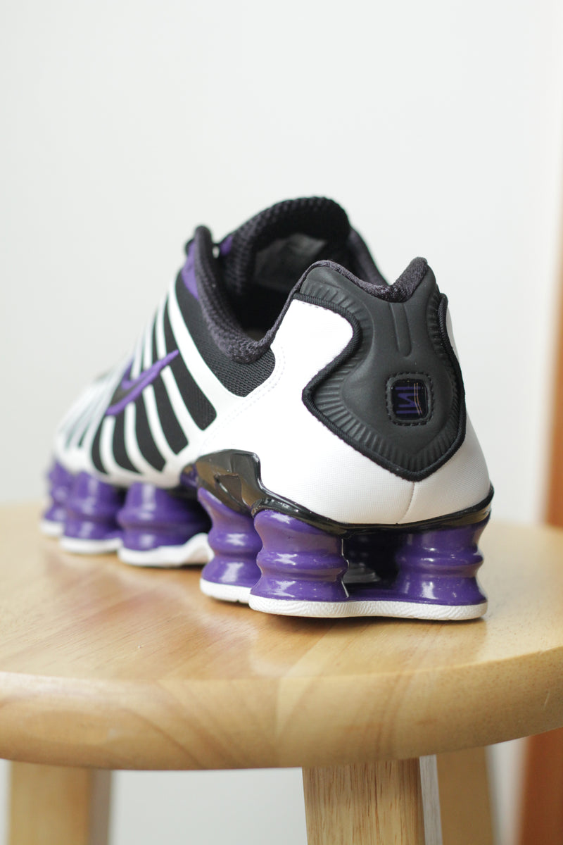 NIKE SHOX TL "BLACK/COURT PURPLE-WHITE"