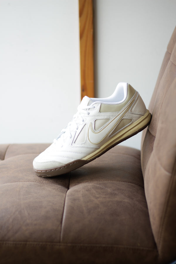 NIKE GATO "SAIL/LT KHAKI-WHITE-GUM DARK BROWN"