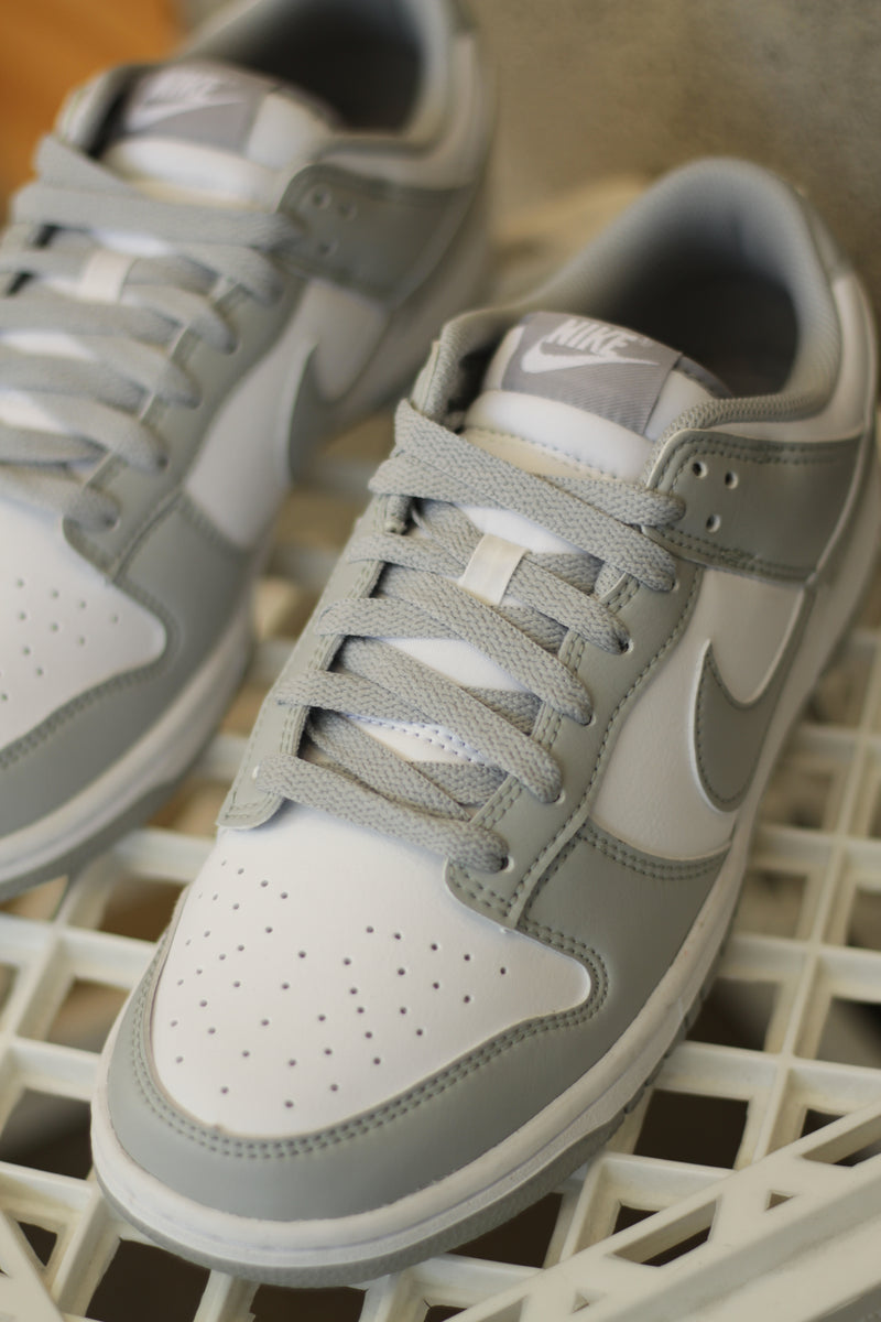 NIKE DUNK LOW RETRO "WHITE/LT SMOKE GREY-WHITE"