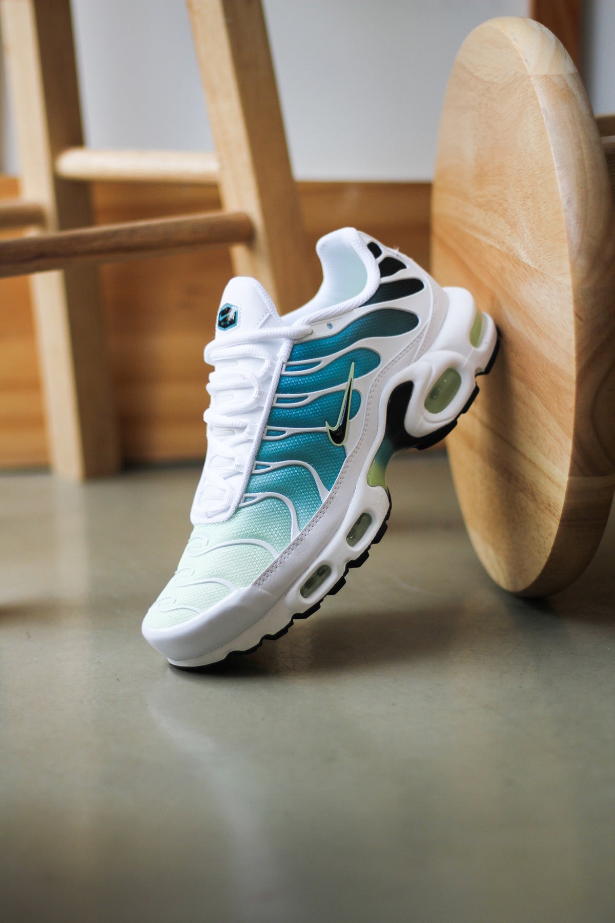 W AIR MAX PLUS 