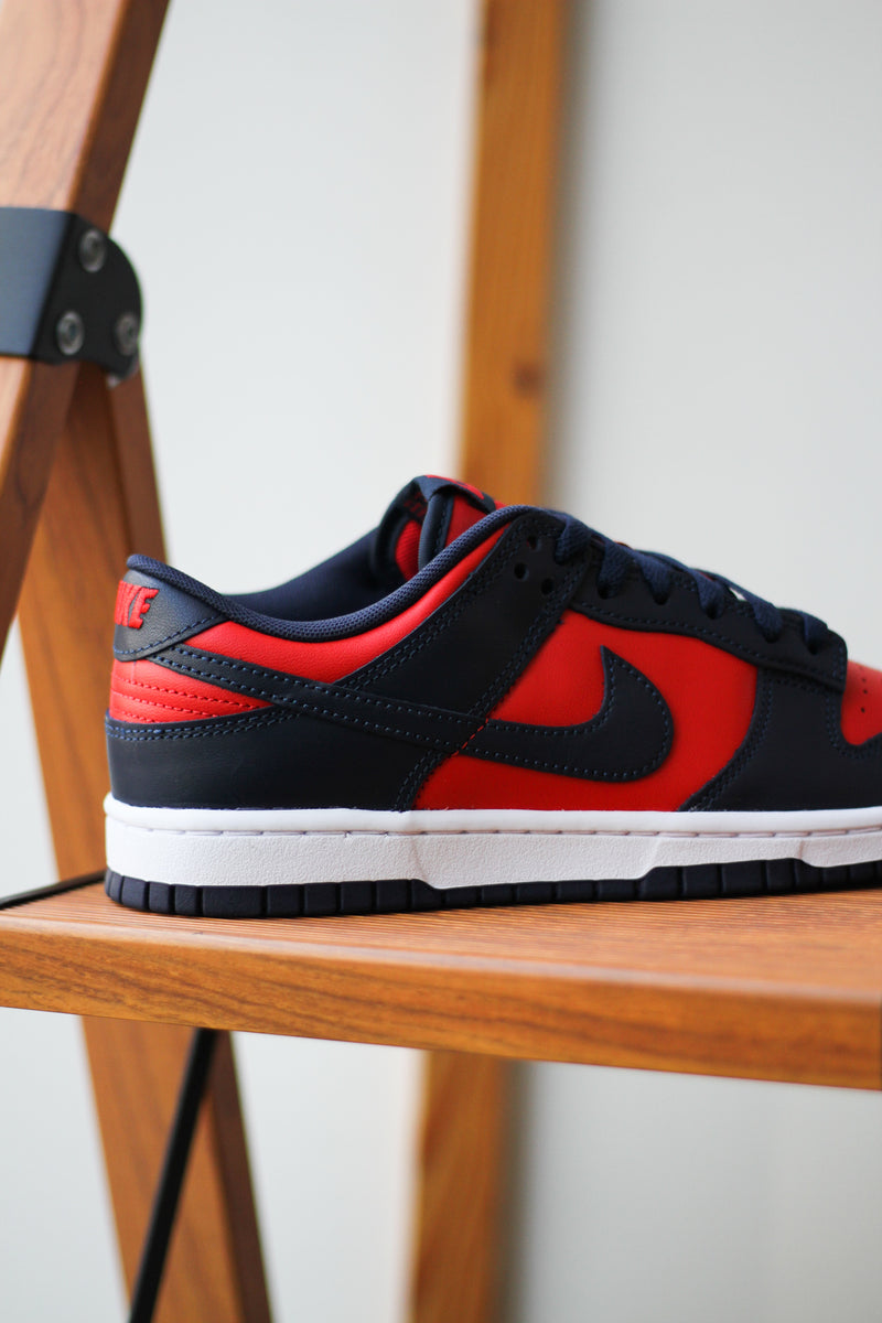 DUNK LOW RETRO "UNIVERSITY RED/OBSIDIAN"