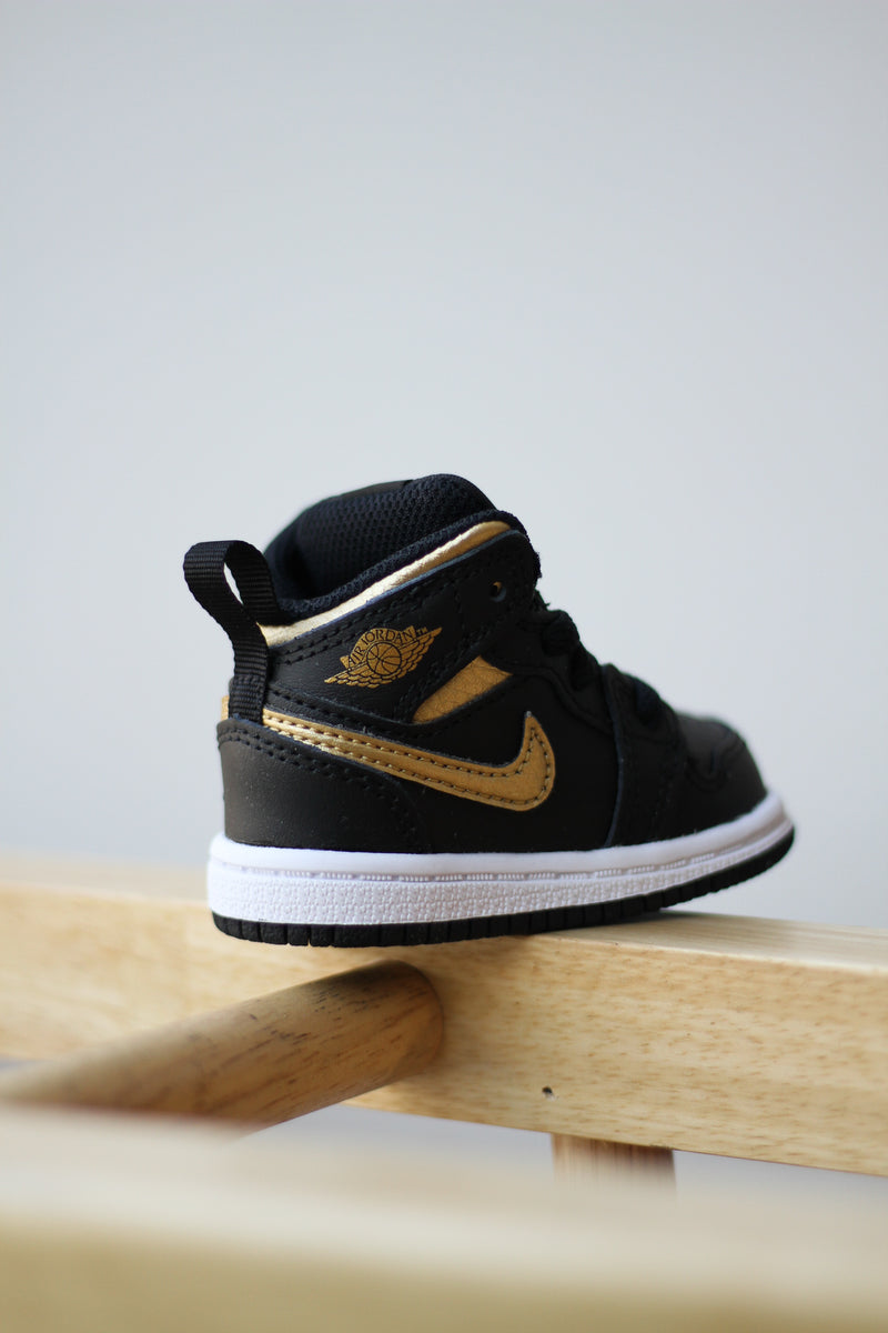 JORDAN 1 MID (TD) "BLACK/METALLIC GOLD"