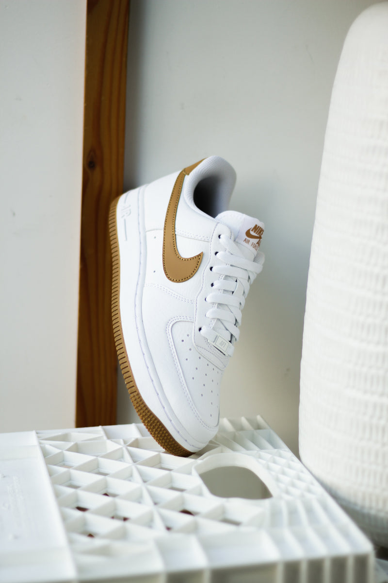 W AIR FORCE 1 '07 NN "WHITE/FLAX"