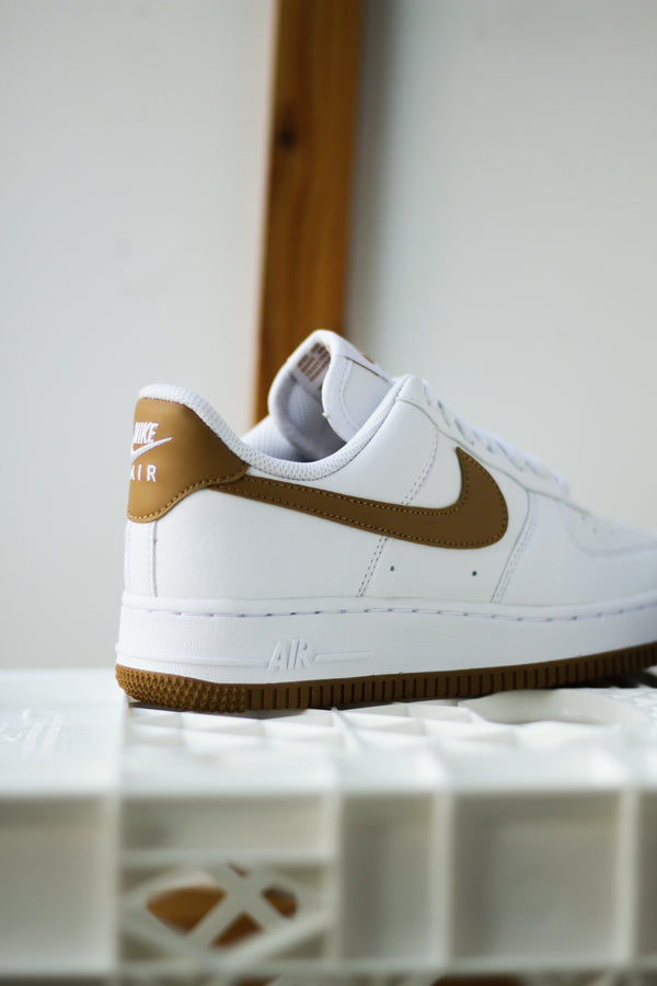 W AIR FORCE 1 '07 NN "WHITE/FLAX"