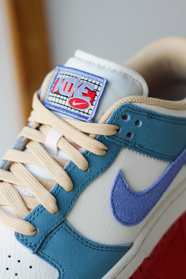 DUNK LOW PRM "PALE IVORY/ROYAL PULSE"