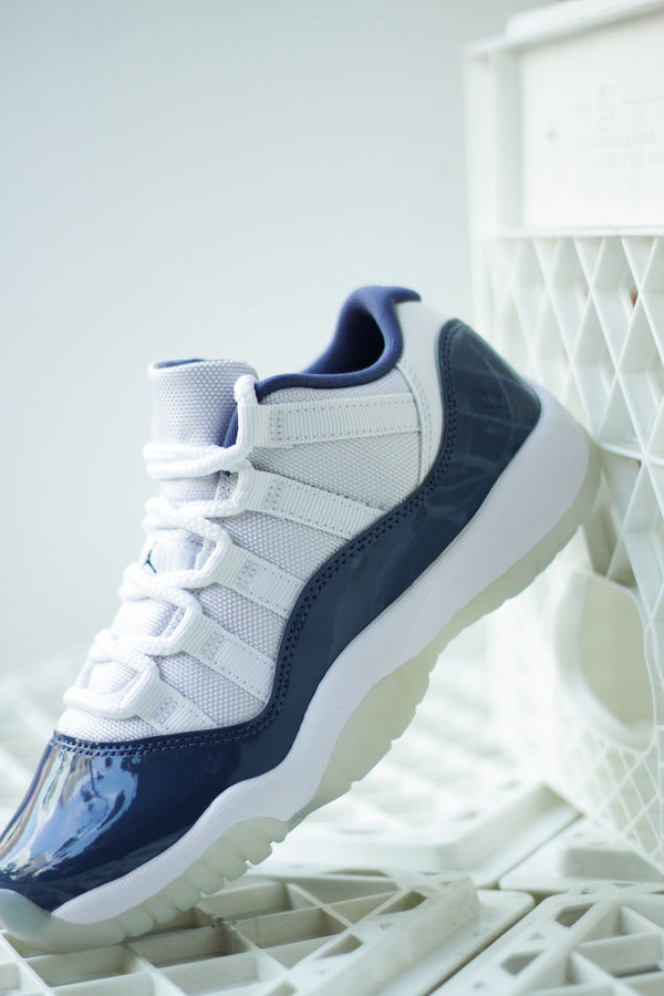 AIR JORDAN 11 RETRO LOW (GS) “DIFFUSED BLUE"