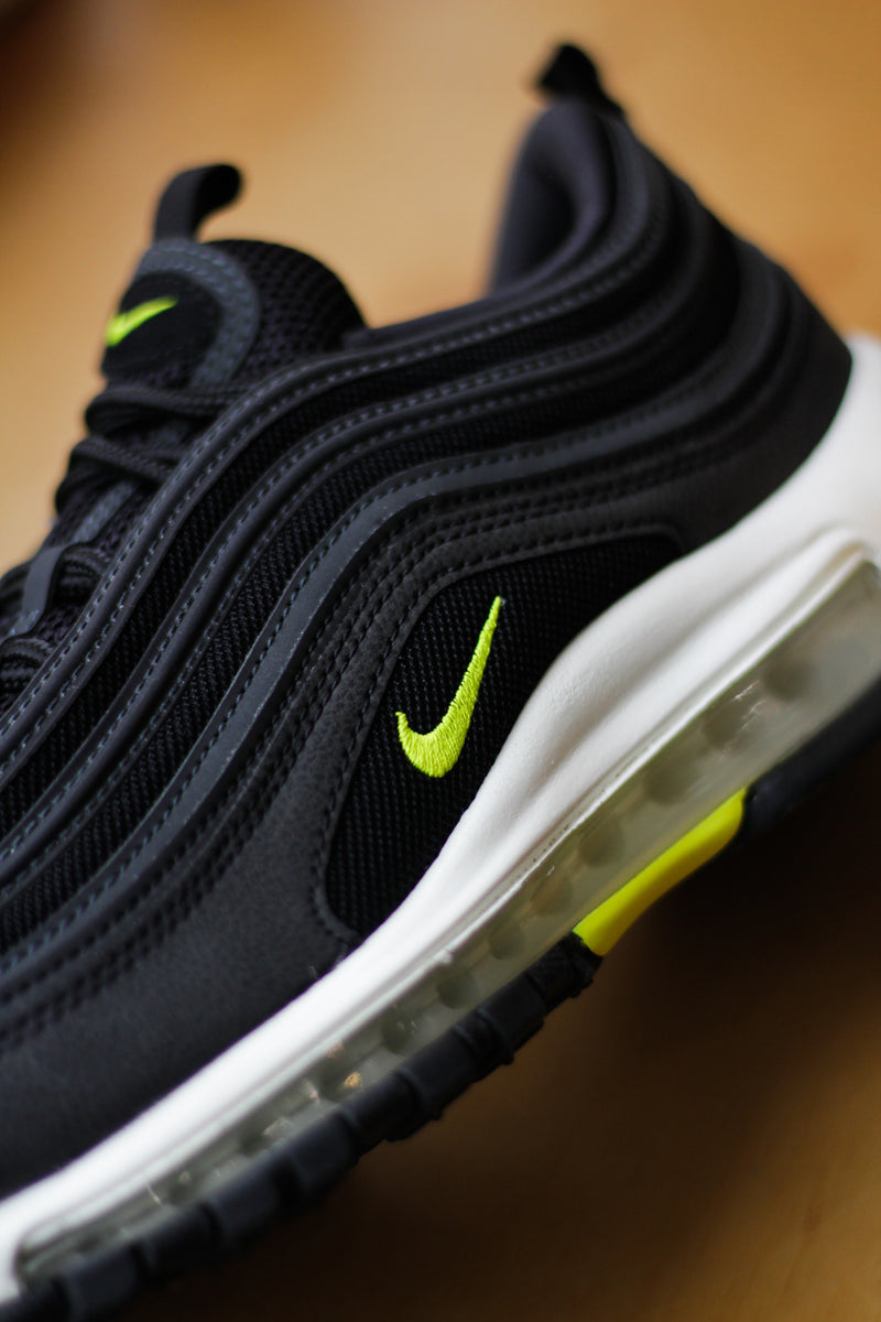 AIR MAX 97 BLACK CYBER Sneaker Room