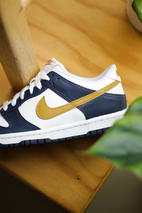 DUNK LOW (GS) "MIDNIGHT NAVY/WHEAT"