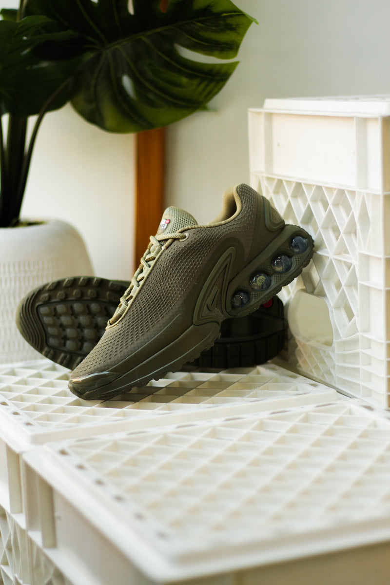 Air orders max olive green plus