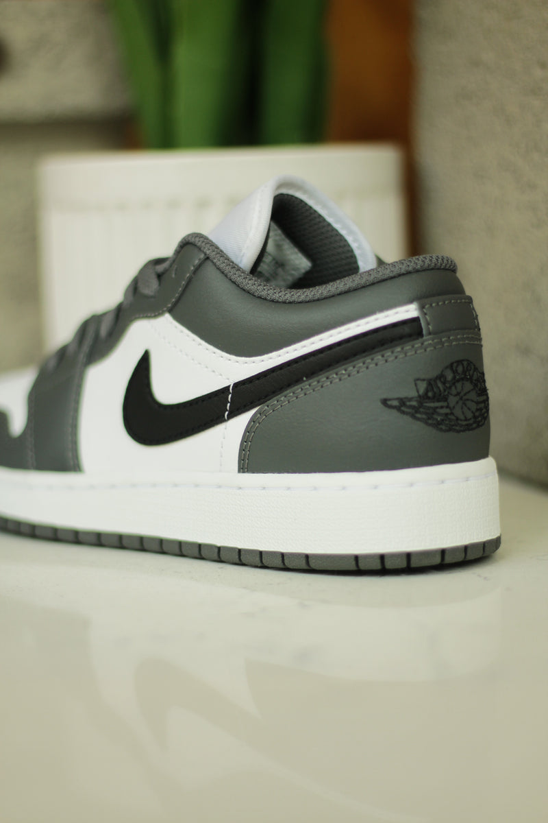 AIR JORDAN 1 LOW (GS) "IRON GREY"