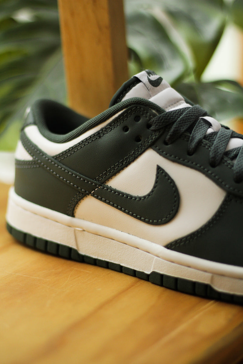 DUNK LOW RETRO "VINTAGE GREEN"