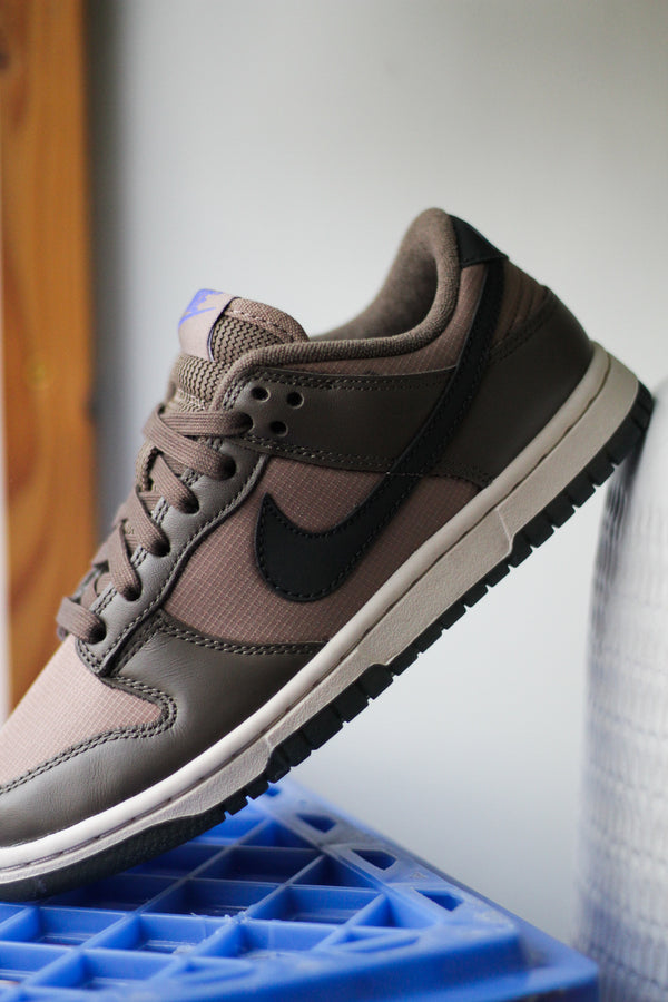 W DUNK LOW "IRONSTONE"