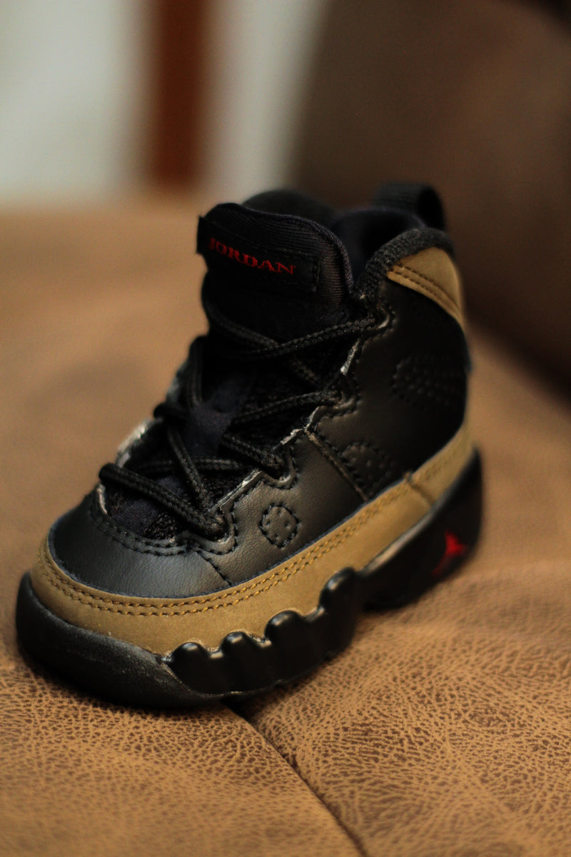 JORDAN 9 RETRO PS LIGHT OLIVE