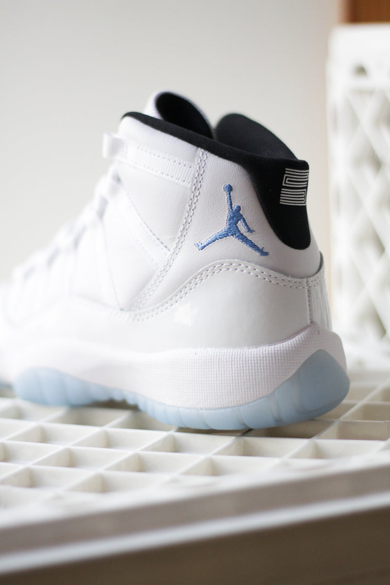 AIR JORDAN 11 RETRO (GS) "LEGEND BLUE"