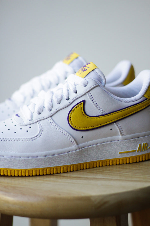 AIR FORCE 1 LOW RETRO KOBE BRYANT "VARSITY MAIZE"