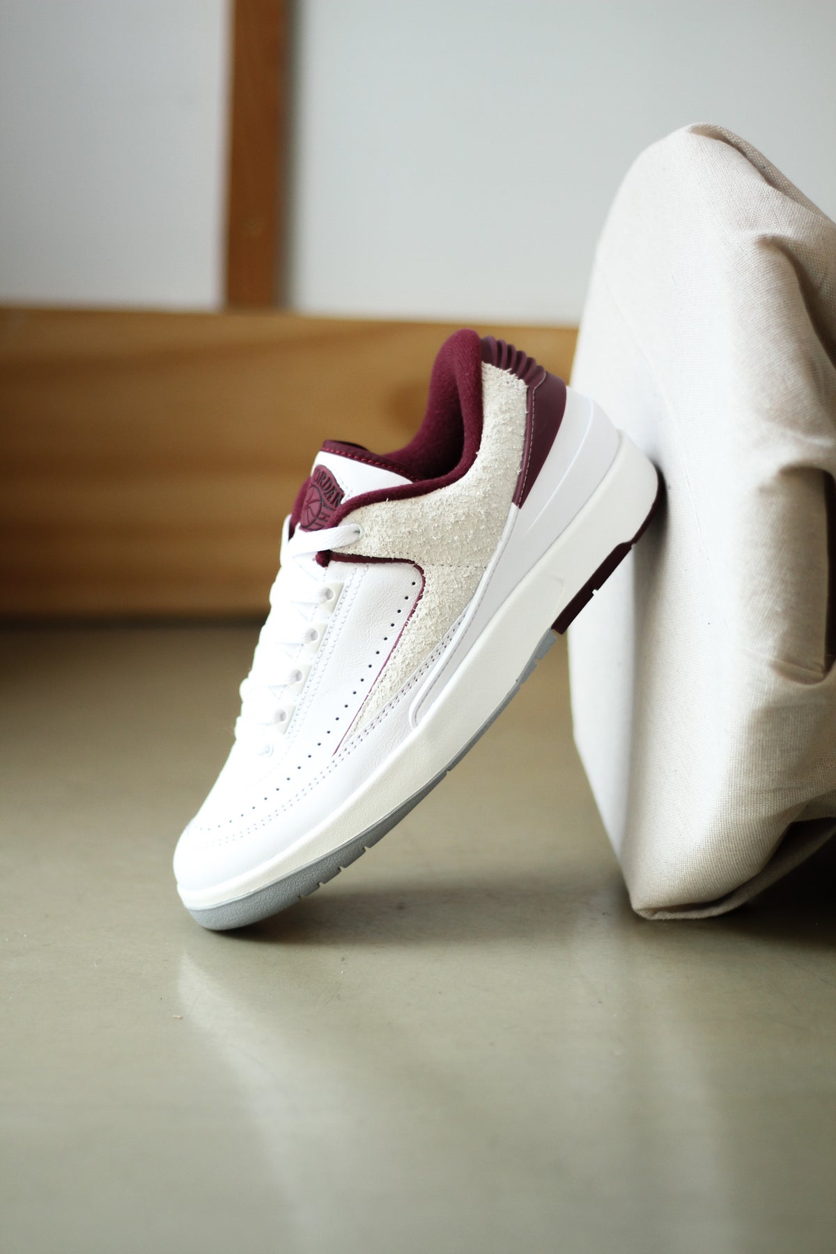 AIR JORDAN 2 RETRO LOW CHERRYWOOD Sneaker Room