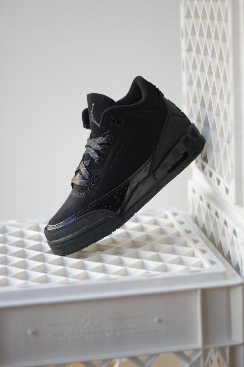 AIR JORDAN 3 RETRO (GS) "BLACK/DARK CHARCOAL"