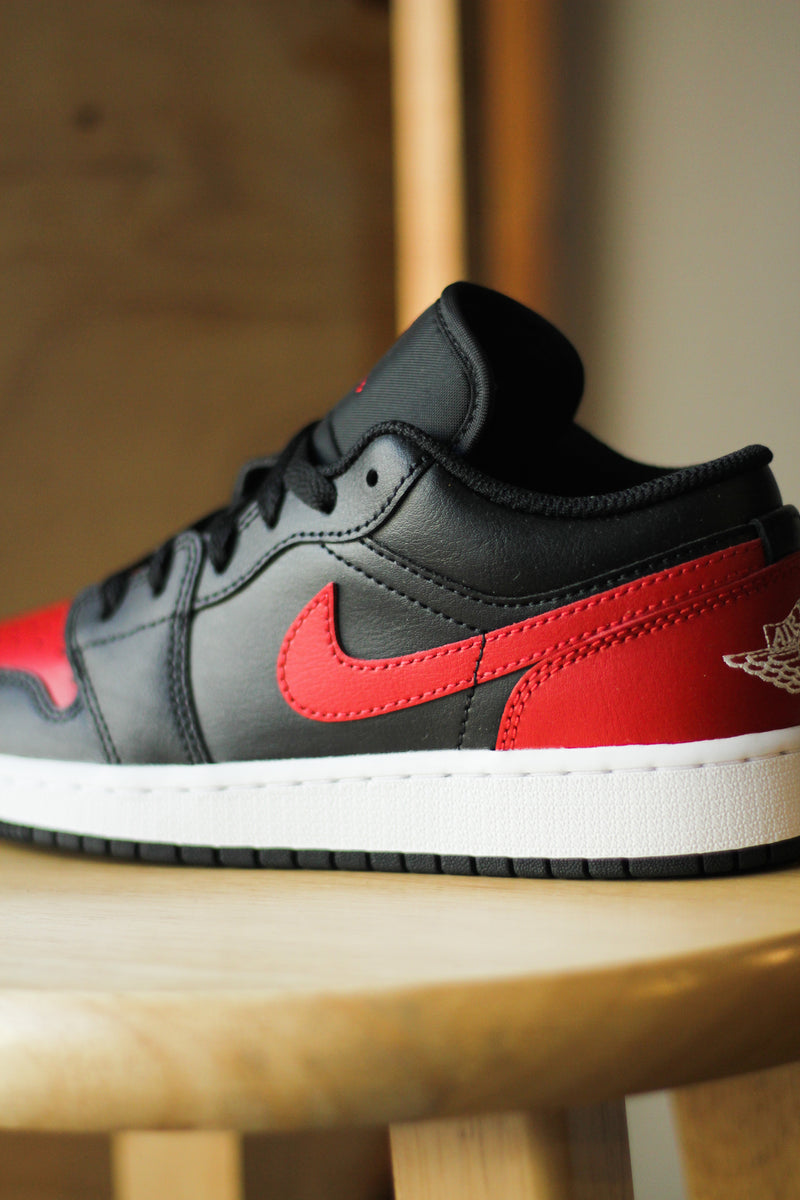 AIR JORDAN 1 LOW (GS) "VARSITY RED"