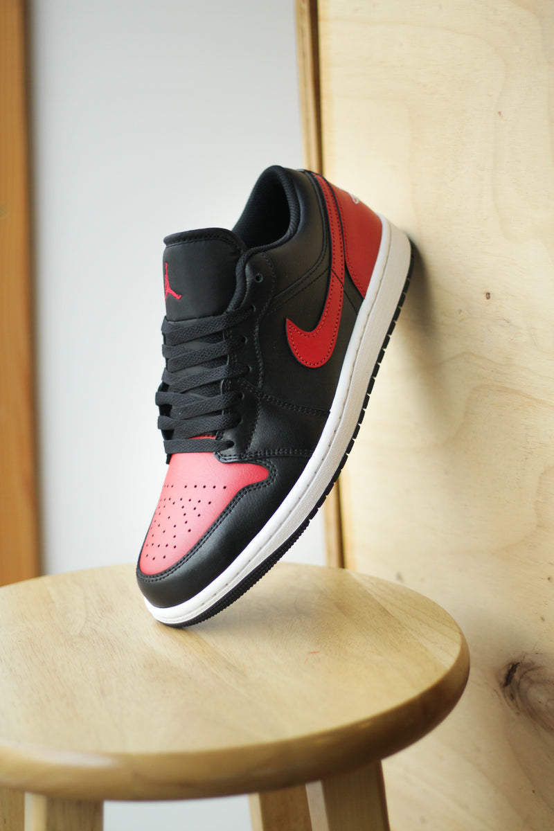 AIR JORDAN 1 LOW "VARSITY RED"