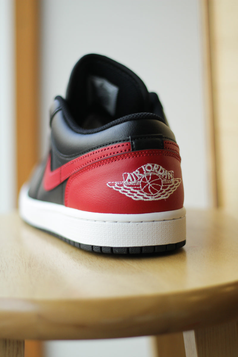 AIR JORDAN 1 LOW "VARSITY RED"