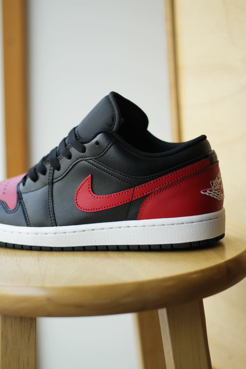 AIR JORDAN 1 LOW "VARSITY RED"