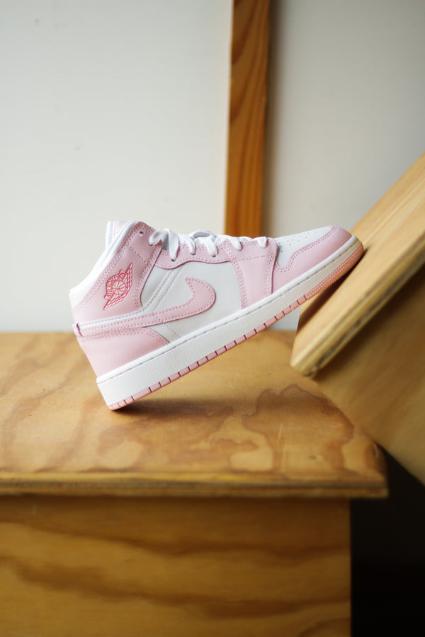 AIR JORDAN 1 MID (GS) "PINK FOAM"