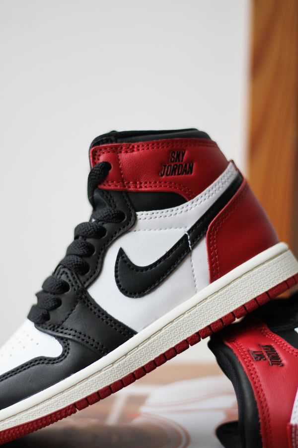 JORDAN 1 RETRO HIGH OG (PS) "VARSITY RED"