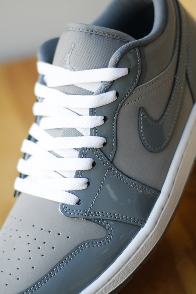 AIR JORDAN 1 LOW SE "MEDIUM GREY/COOL GREY-WHITE"