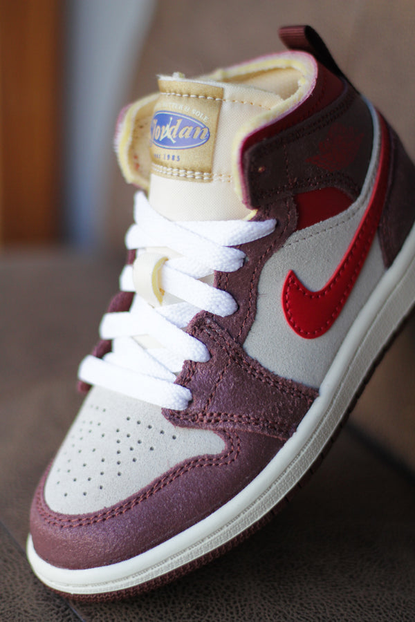 JORDAN 1 MID SE (PS) "COCONUT MILK/VARSITY RED-DARK PONY"