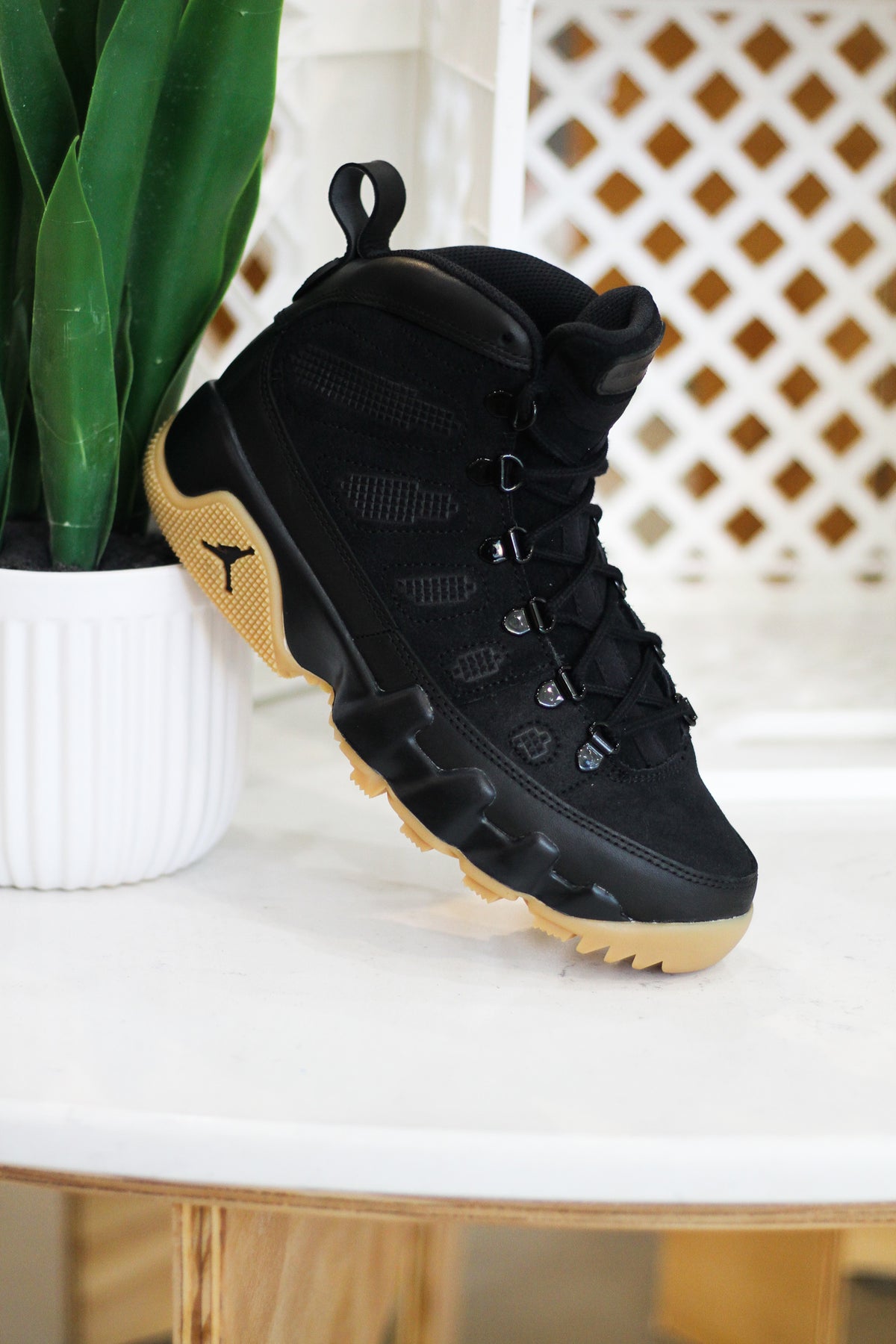 Jordan 9 retro boot black gum online