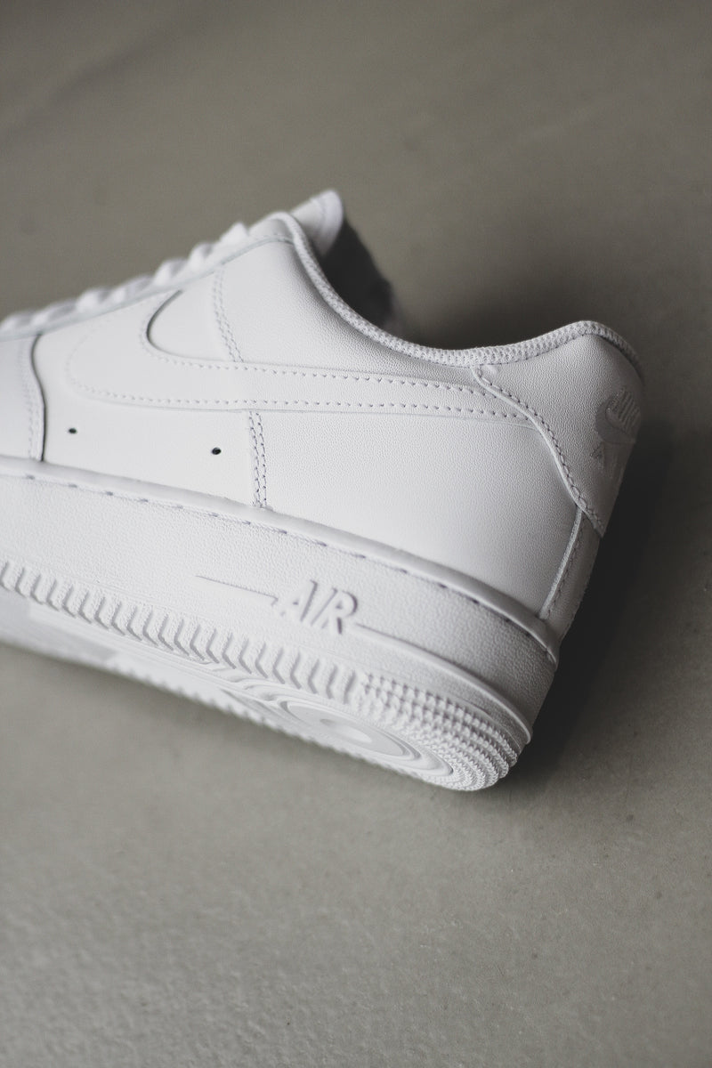 AIR FORCE 1 LOW "WHITE"